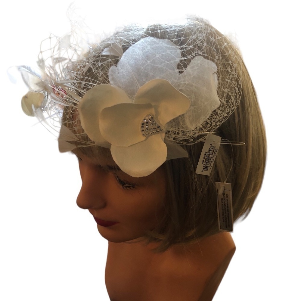David’s Bridal Russian Bridal Facinator Veil W/Handband & Swarovski Crystals NEW